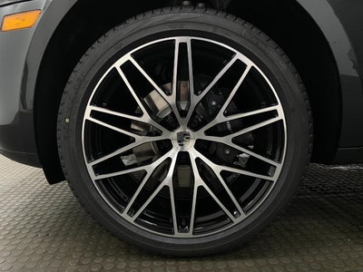 2026 Porsche Macan AWD
