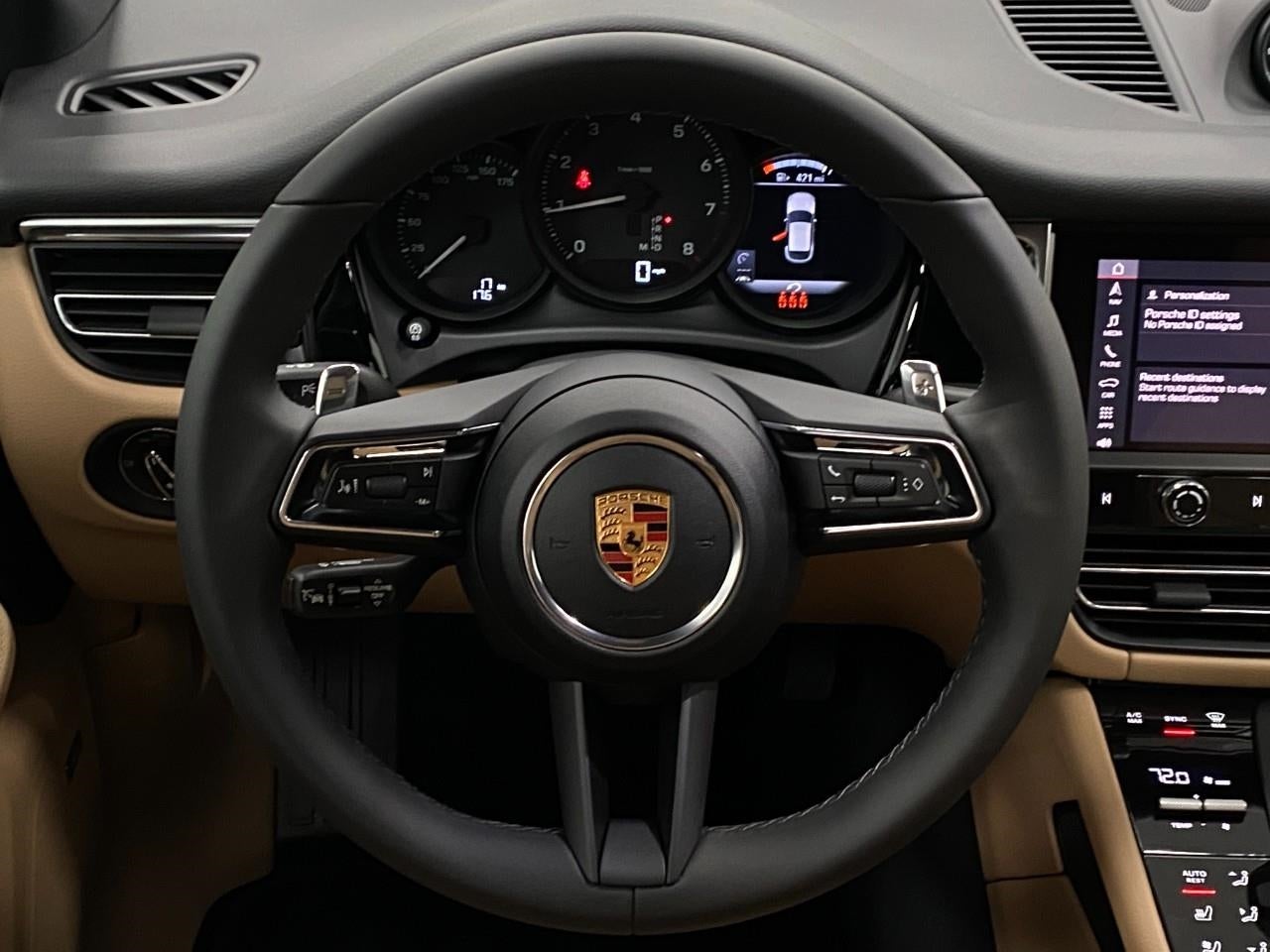 2026 Porsche Macan AWD