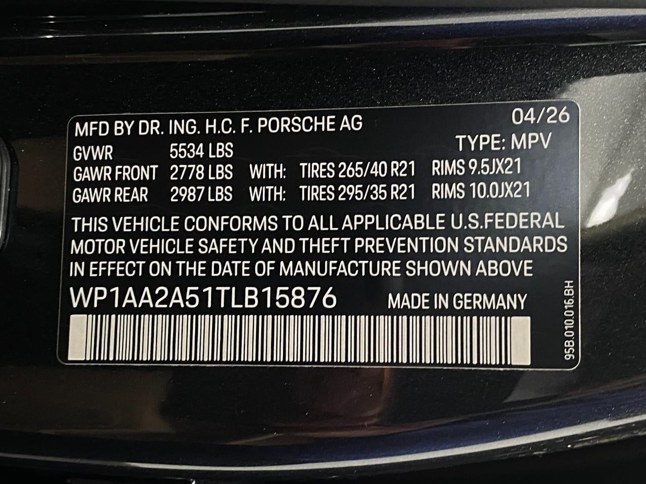 2026 Porsche Macan AWD