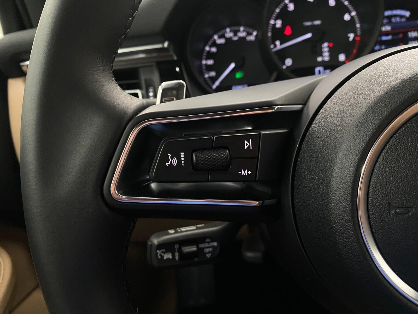 2026 Porsche Macan T