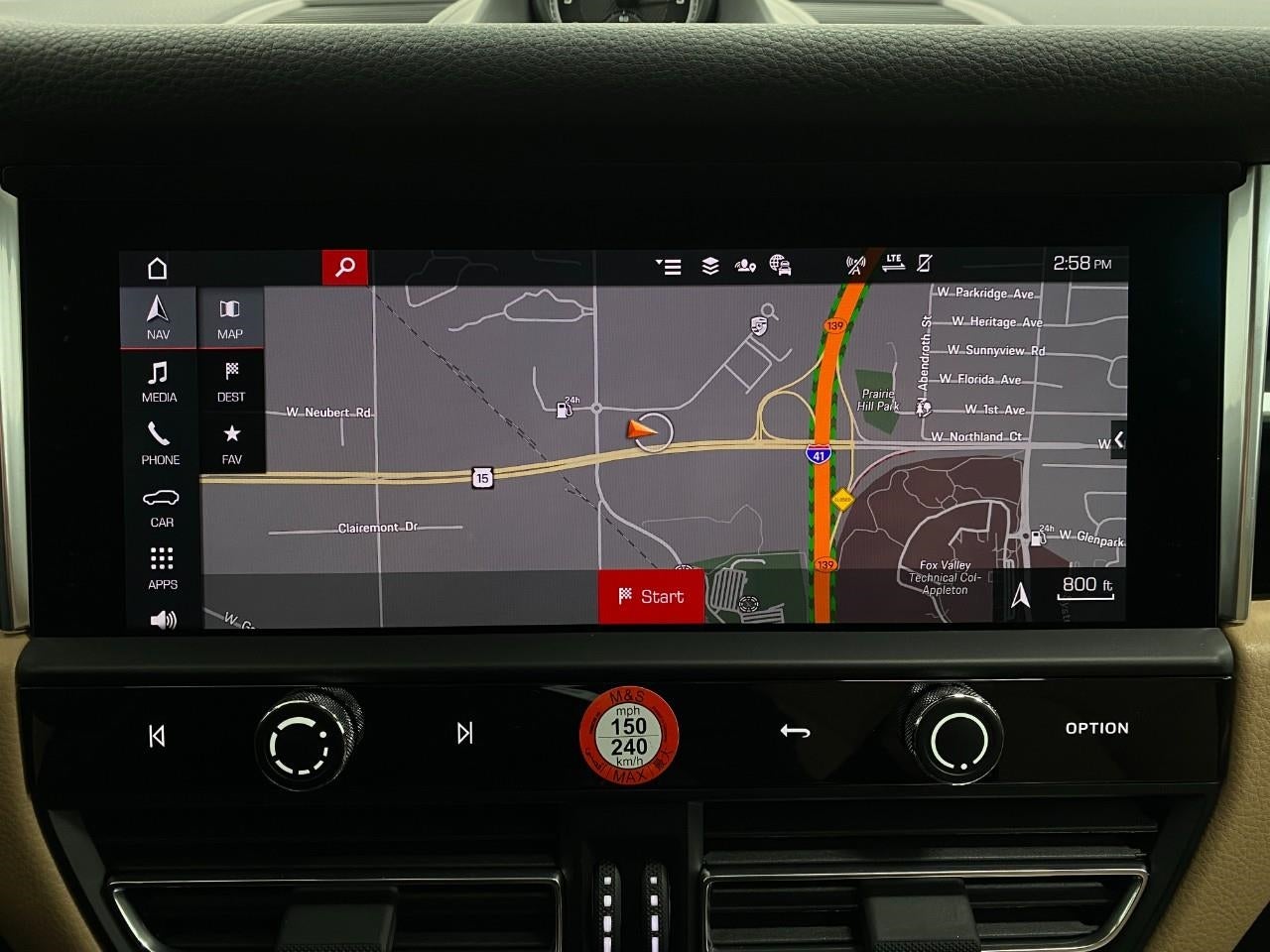 2026 Porsche Macan AWD