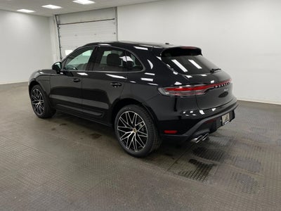 2026 Porsche Macan AWD