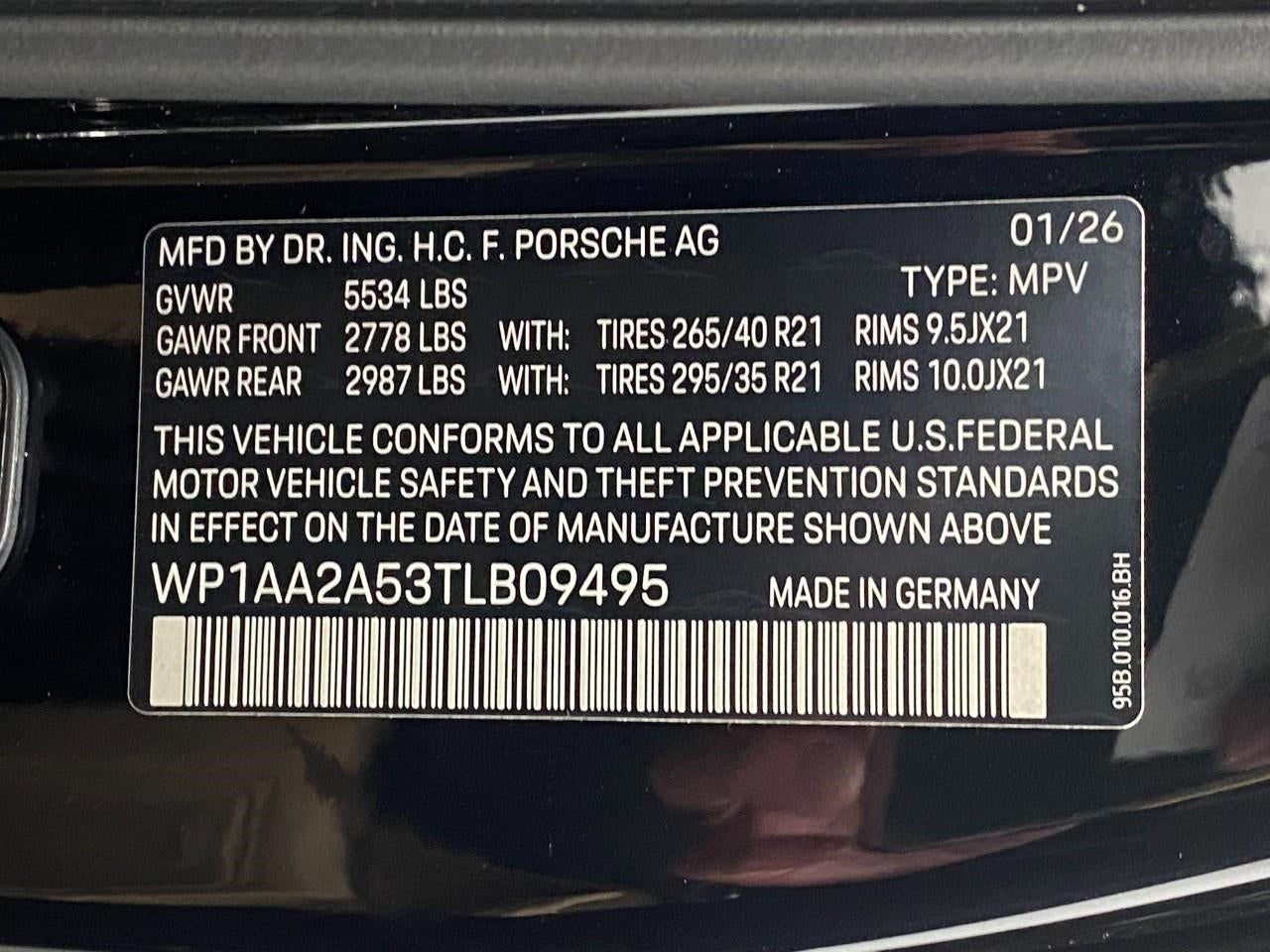 2026 Porsche Macan AWD