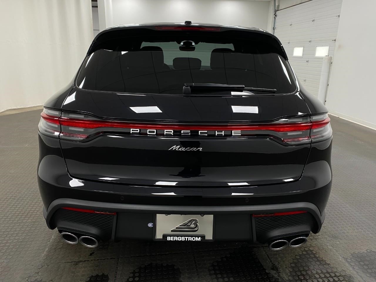 2026 Porsche Macan AWD