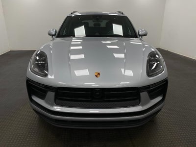 2026 Porsche Macan AWD