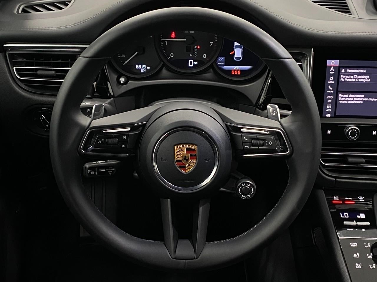 2026 Porsche Macan AWD