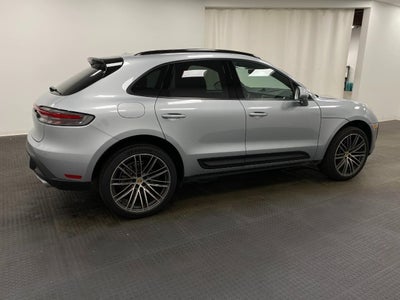 2026 Porsche Macan AWD