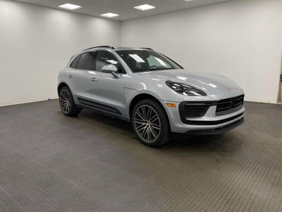 2026 Porsche Macan AWD
