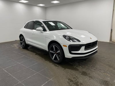 2026 Porsche Macan AWD