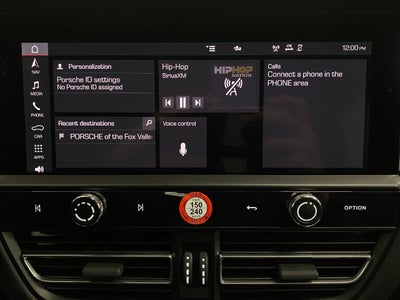 2026 Porsche Macan AWD