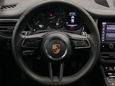 2026 Porsche Macan AWD