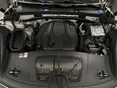 2025 Porsche Macan AWD