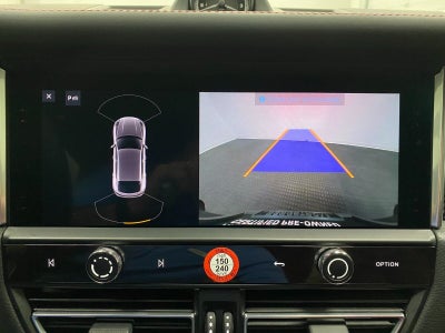 2025 Porsche Macan AWD