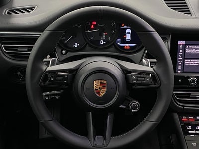 2026 Porsche Macan AWD