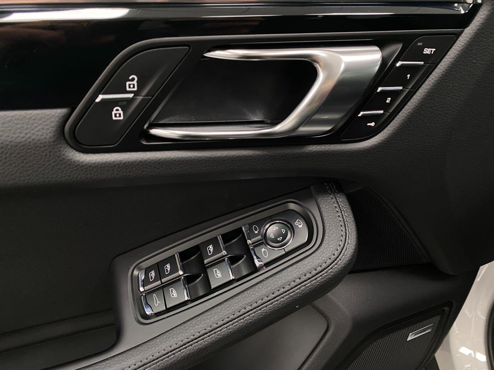 2026 Porsche Macan T