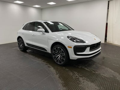 2026 Porsche Macan AWD