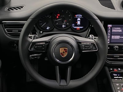 2026 Porsche Macan AWD