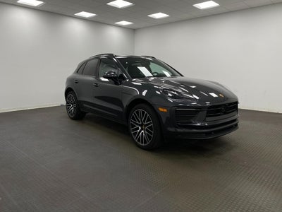 2026 Porsche Macan AWD