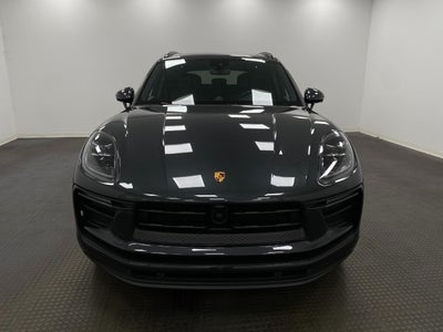 2026 Porsche Macan AWD