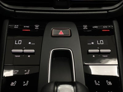 2026 Porsche Macan AWD