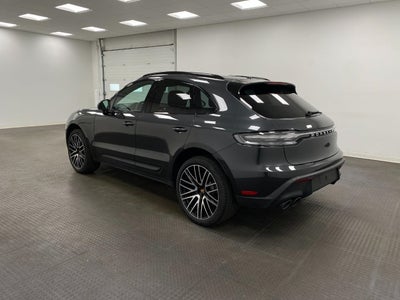 2026 Porsche Macan AWD