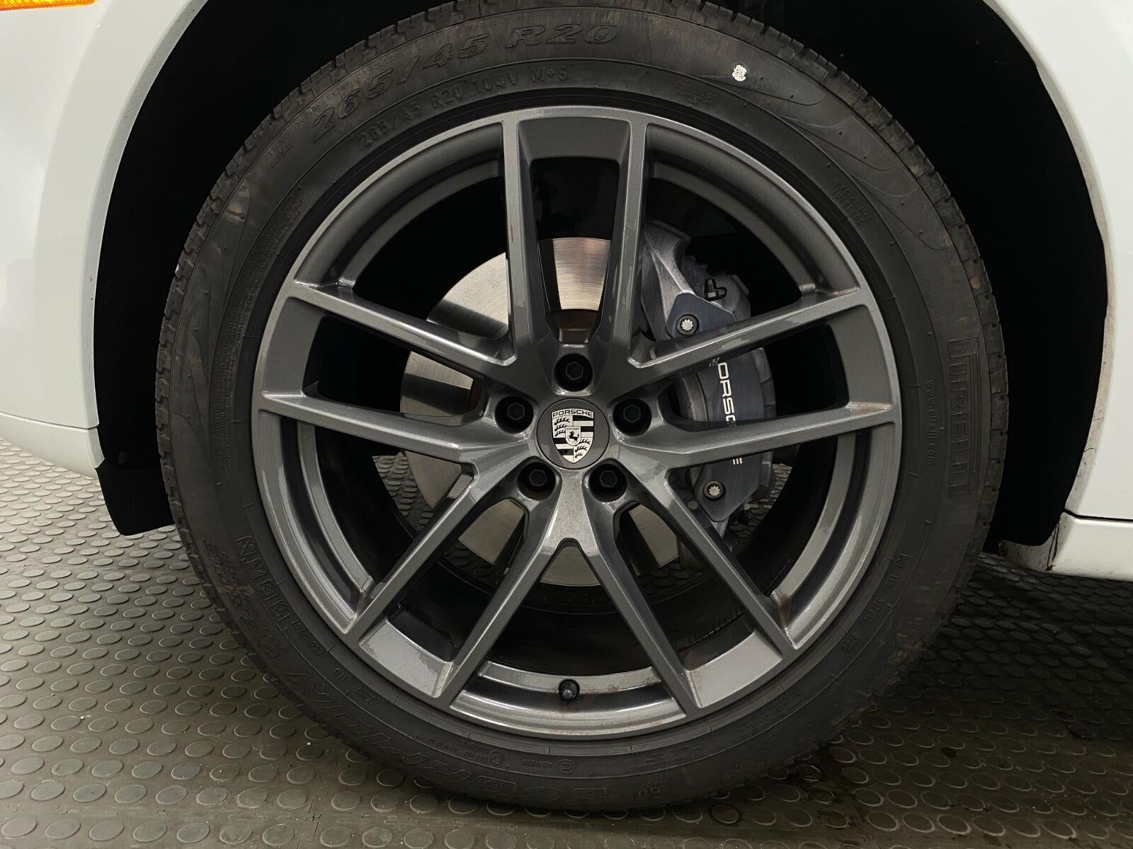 2026 Porsche Macan T