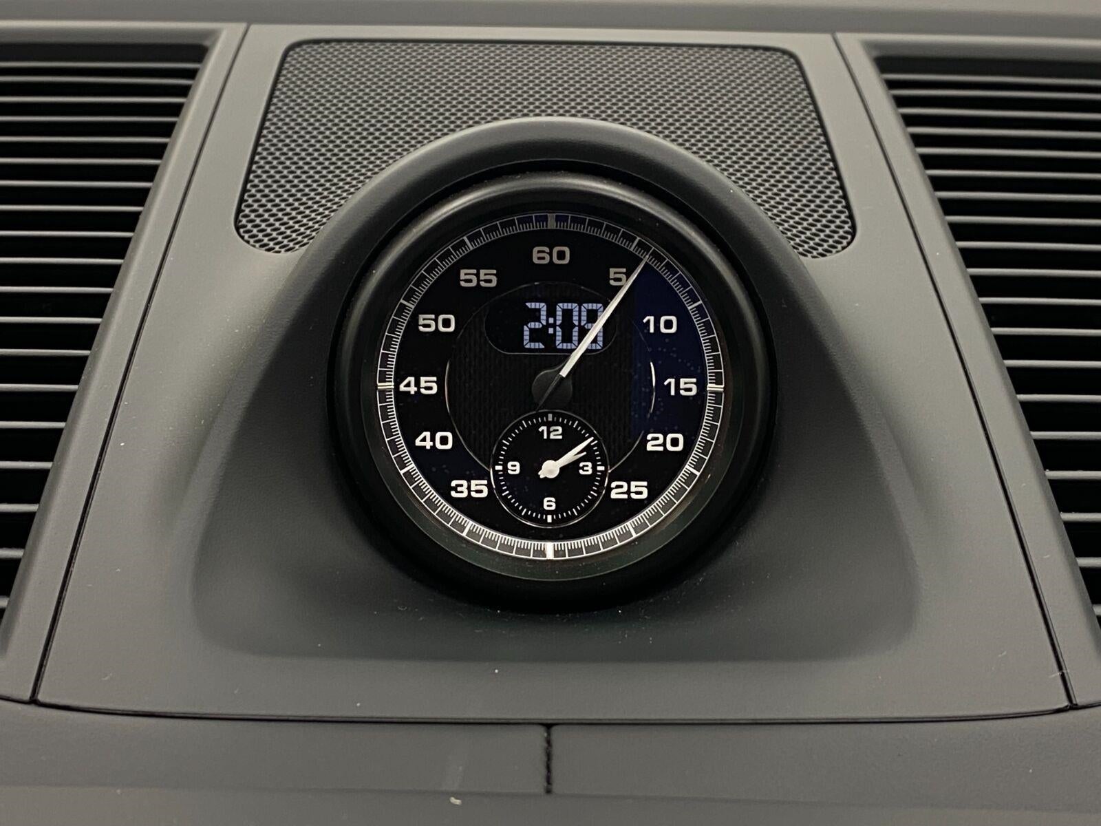 2026 Porsche Macan T