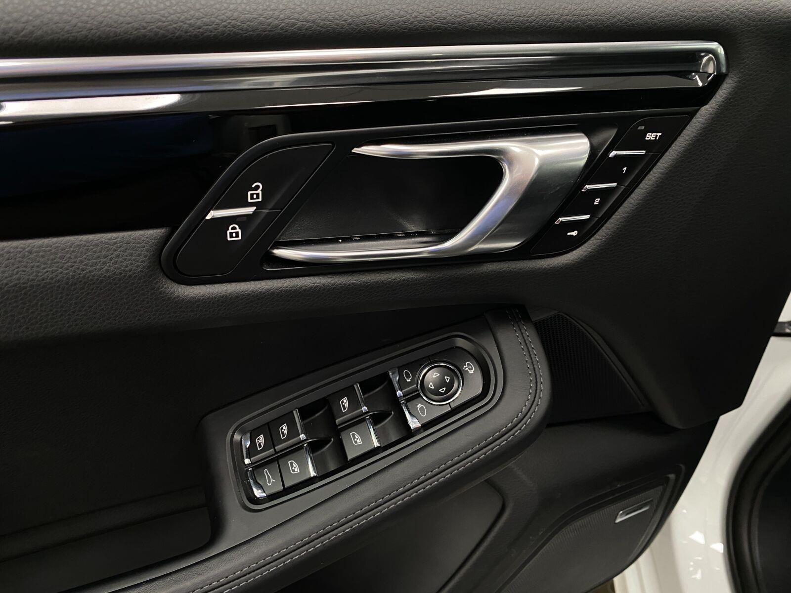 2026 Porsche Macan T
