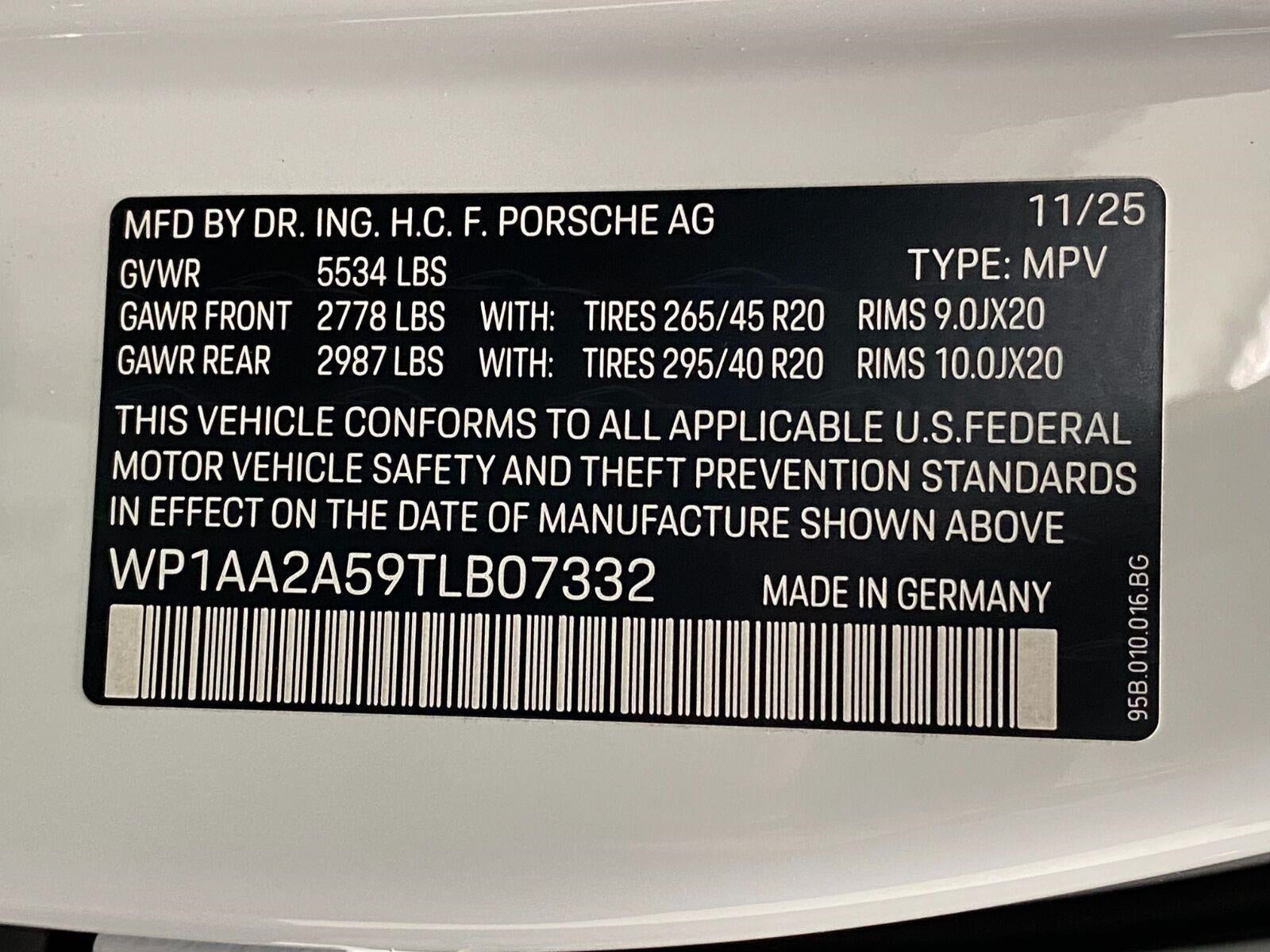 2026 Porsche Macan T