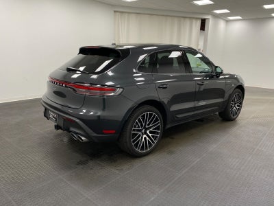 2025 Porsche Macan AWD