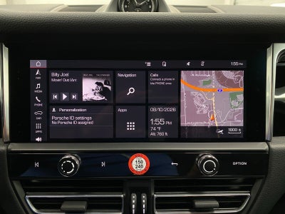 2025 Porsche Macan AWD