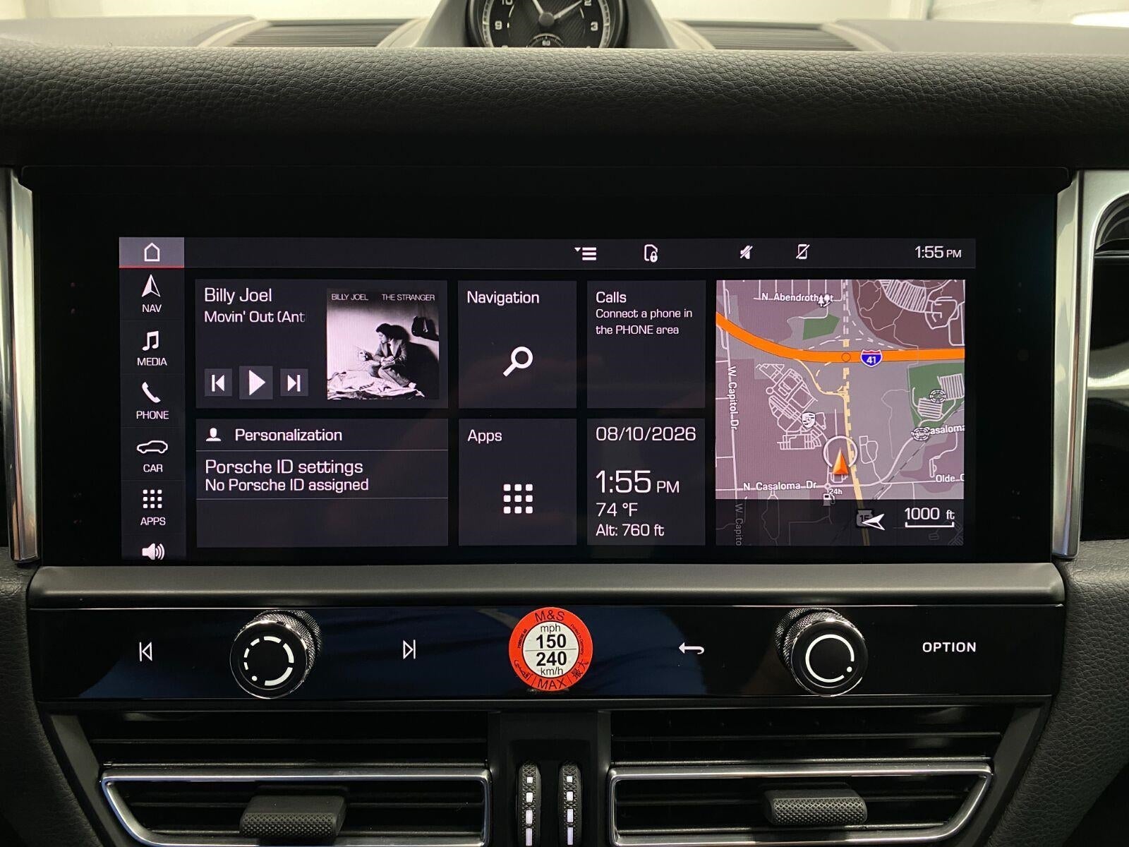 2025 Porsche Macan AWD