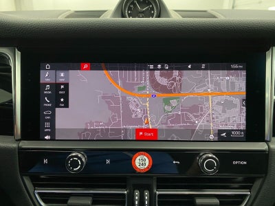 2025 Porsche Macan AWD