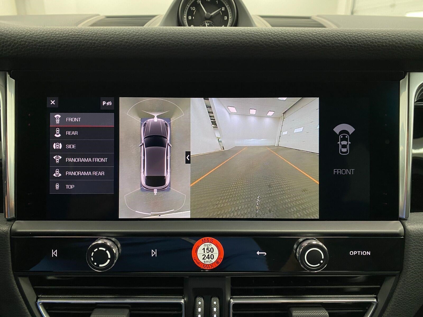 2025 Porsche Macan AWD