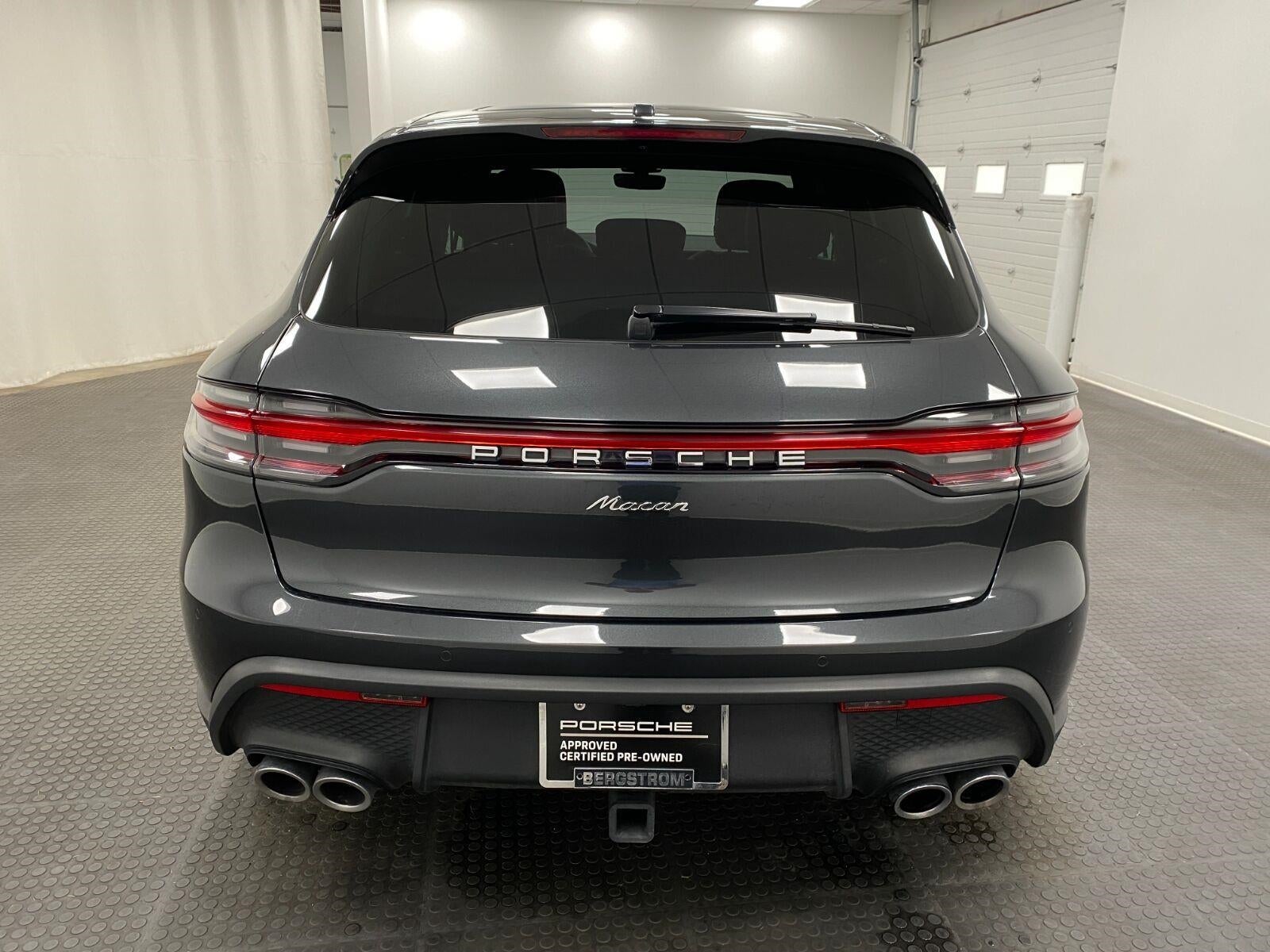 2025 Porsche Macan AWD