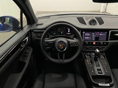 2026 Porsche Macan AWD