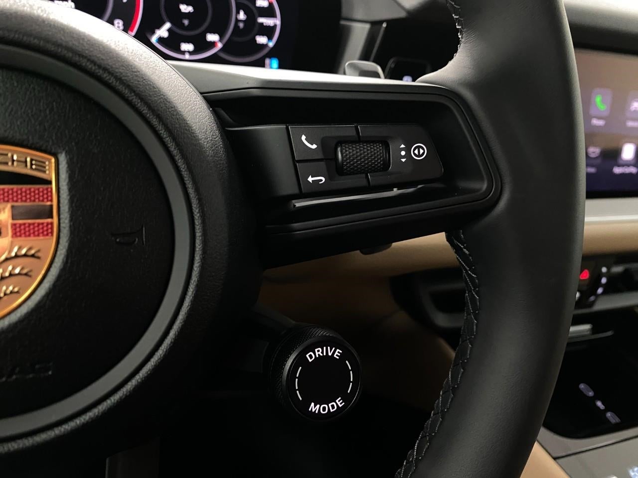 2026 Porsche Cayenne AWD