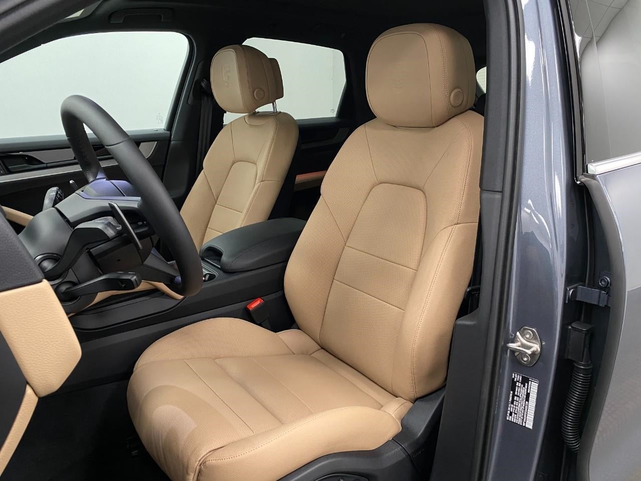 2026 Porsche Cayenne Base - Photo 43