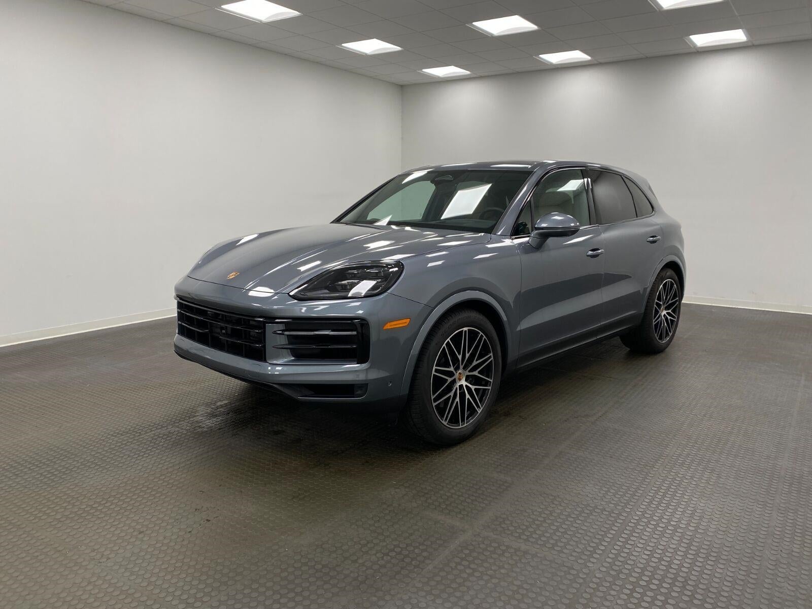 2026 Porsche Cayenne AWD