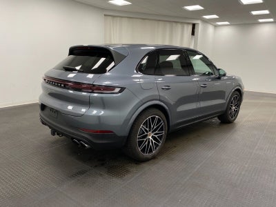 2026 Porsche Cayenne AWD