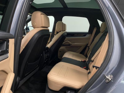 2026 Porsche Cayenne AWD