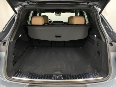 2026 Porsche Cayenne AWD