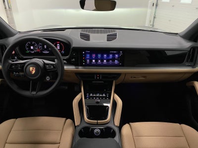 2026 Porsche Cayenne AWD