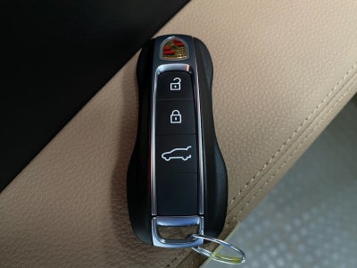 2026 Porsche Cayenne AWD