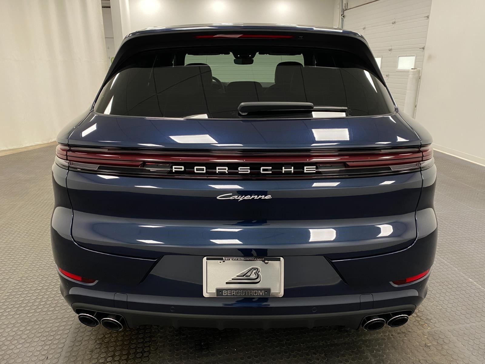 2026 Porsche Cayenne AWD