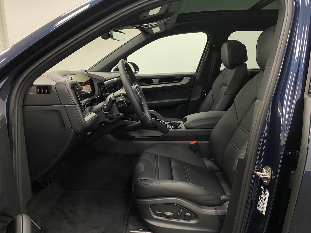 2026 Porsche Cayenne AWD