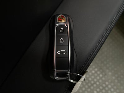 2026 Porsche Cayenne AWD