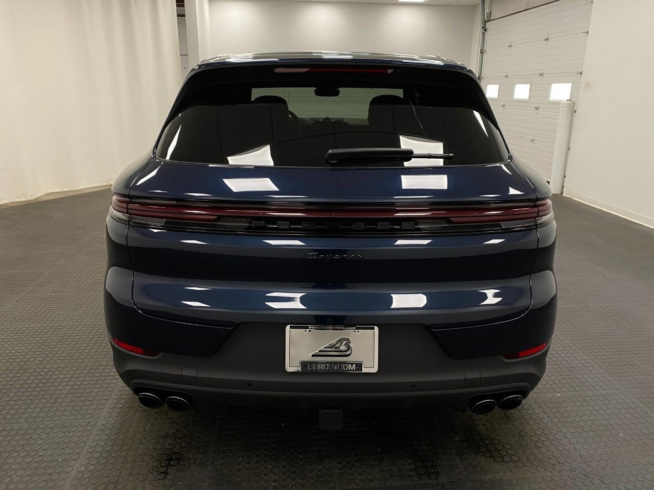 2026 Porsche Cayenne AWD