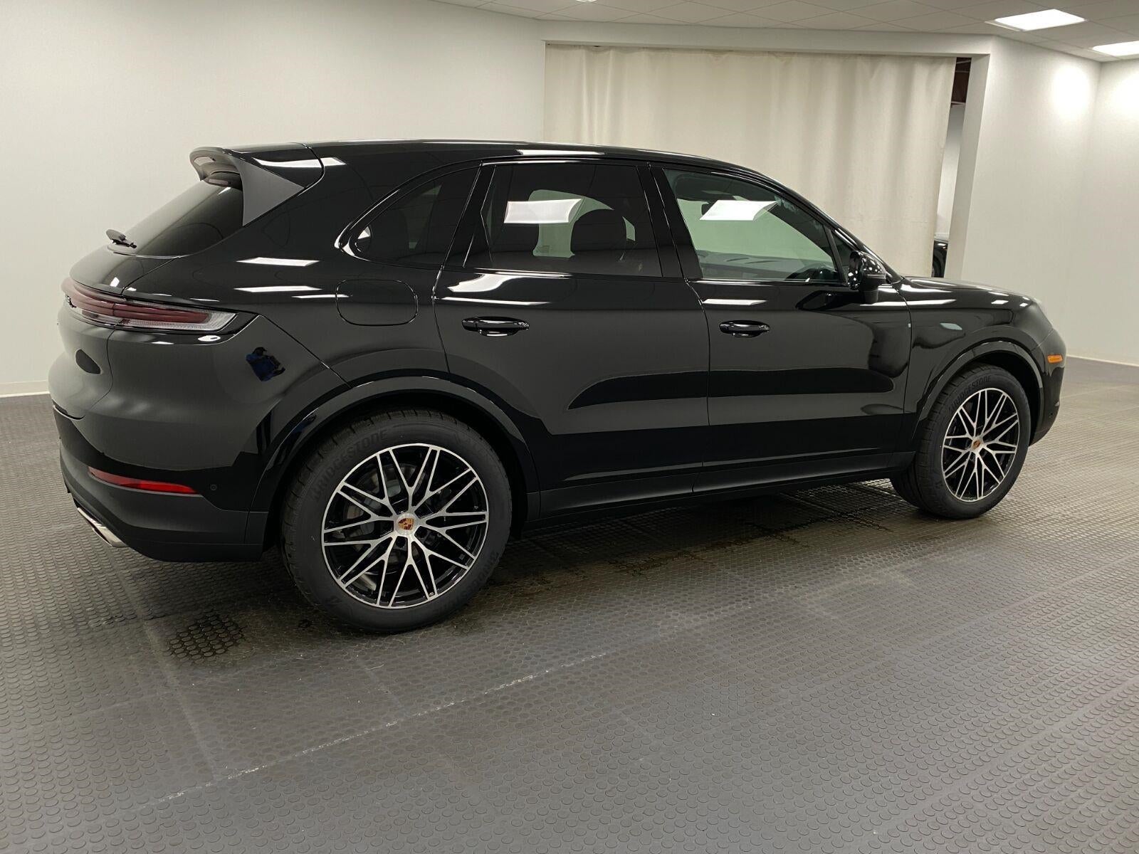 2026 Porsche Cayenne AWD
