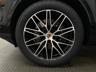 2026 Porsche Cayenne AWD
